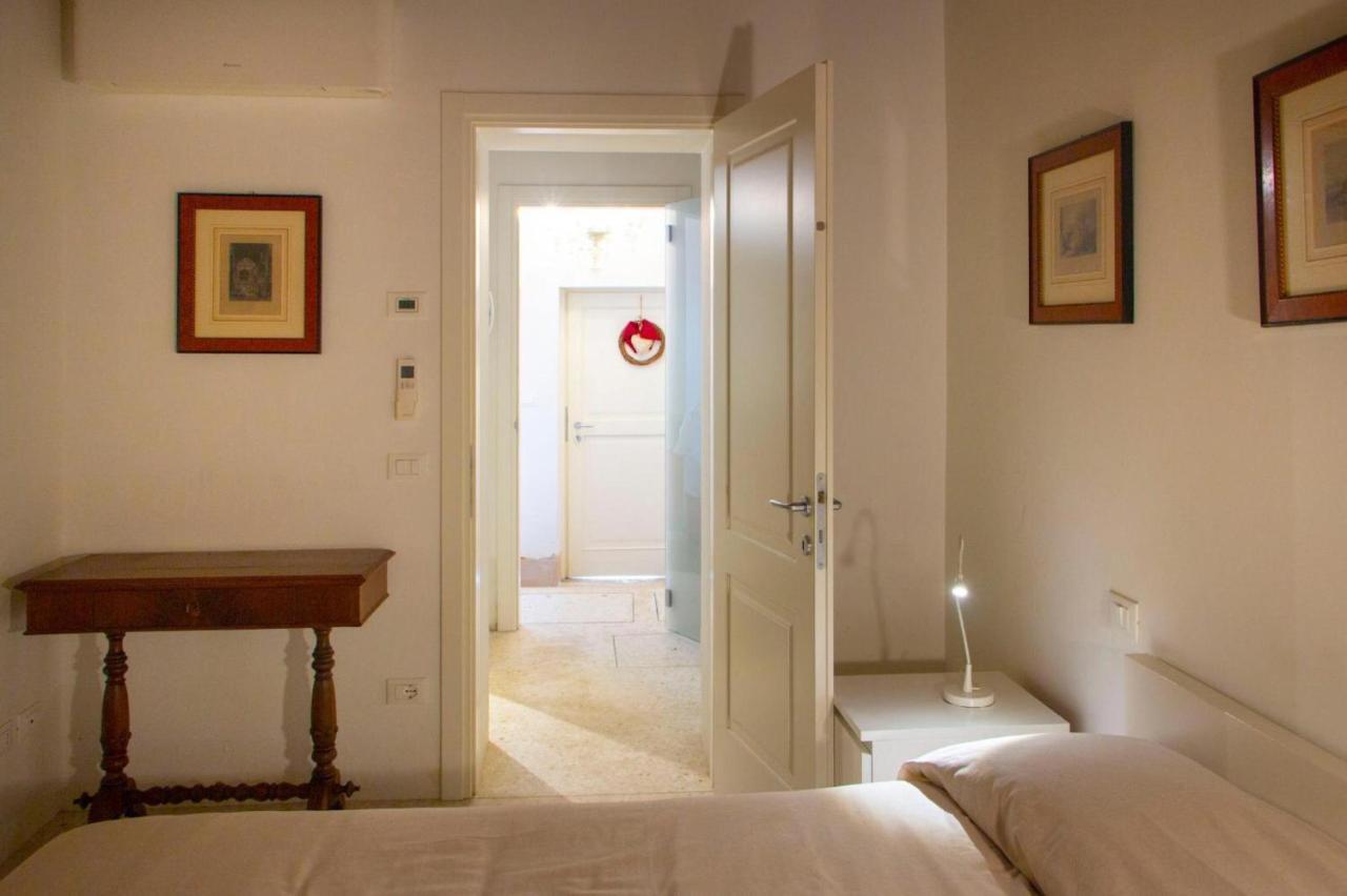 Ca Farnese Apartment Venesia Bagian luar foto