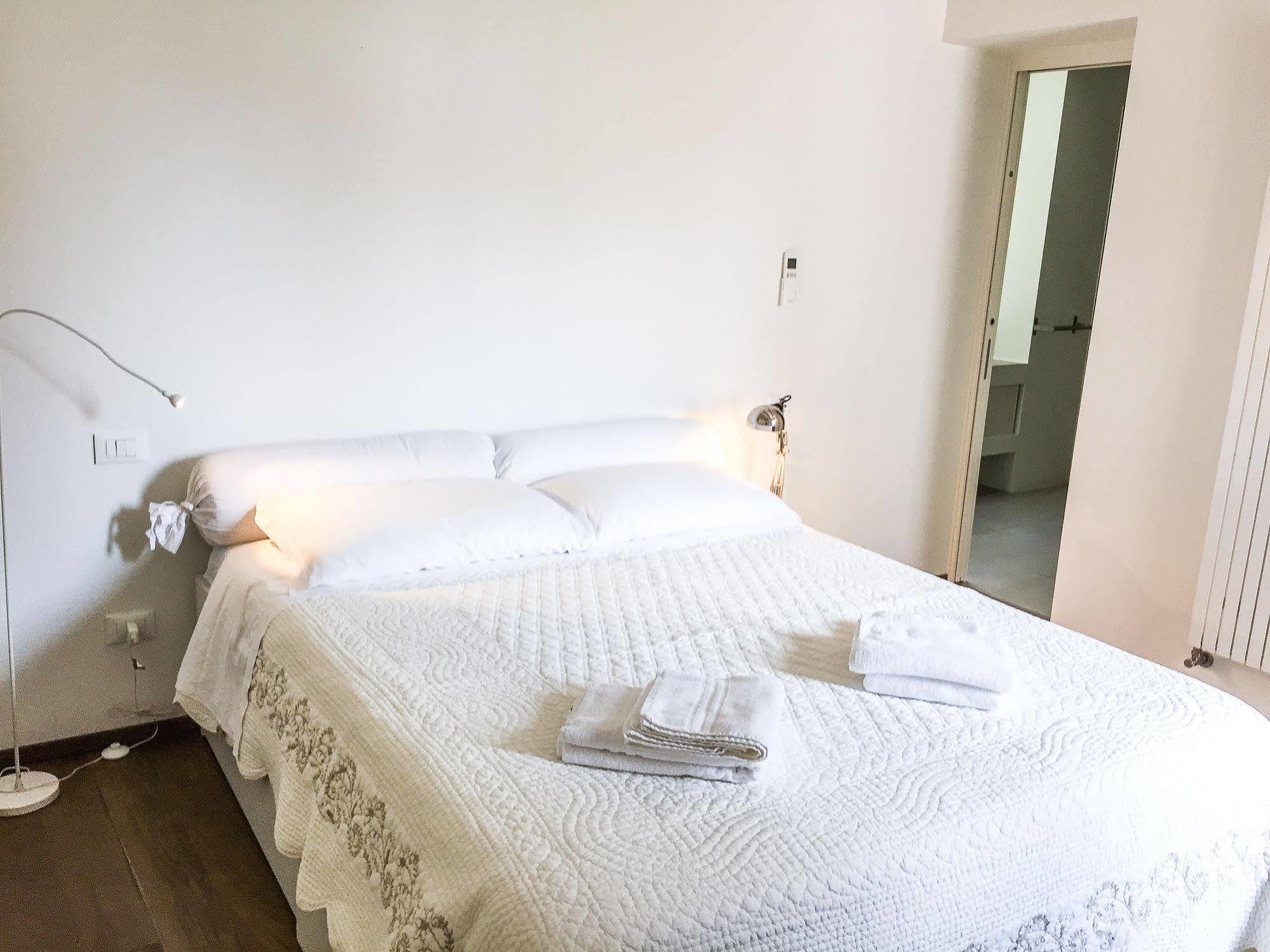 Ca Farnese Apartment Venesia Bagian luar foto